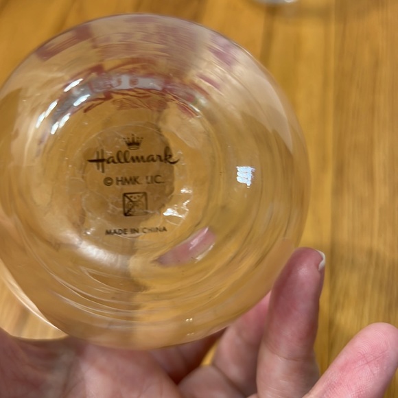 Hallmark Wine Glasses - Picture 4 of 4